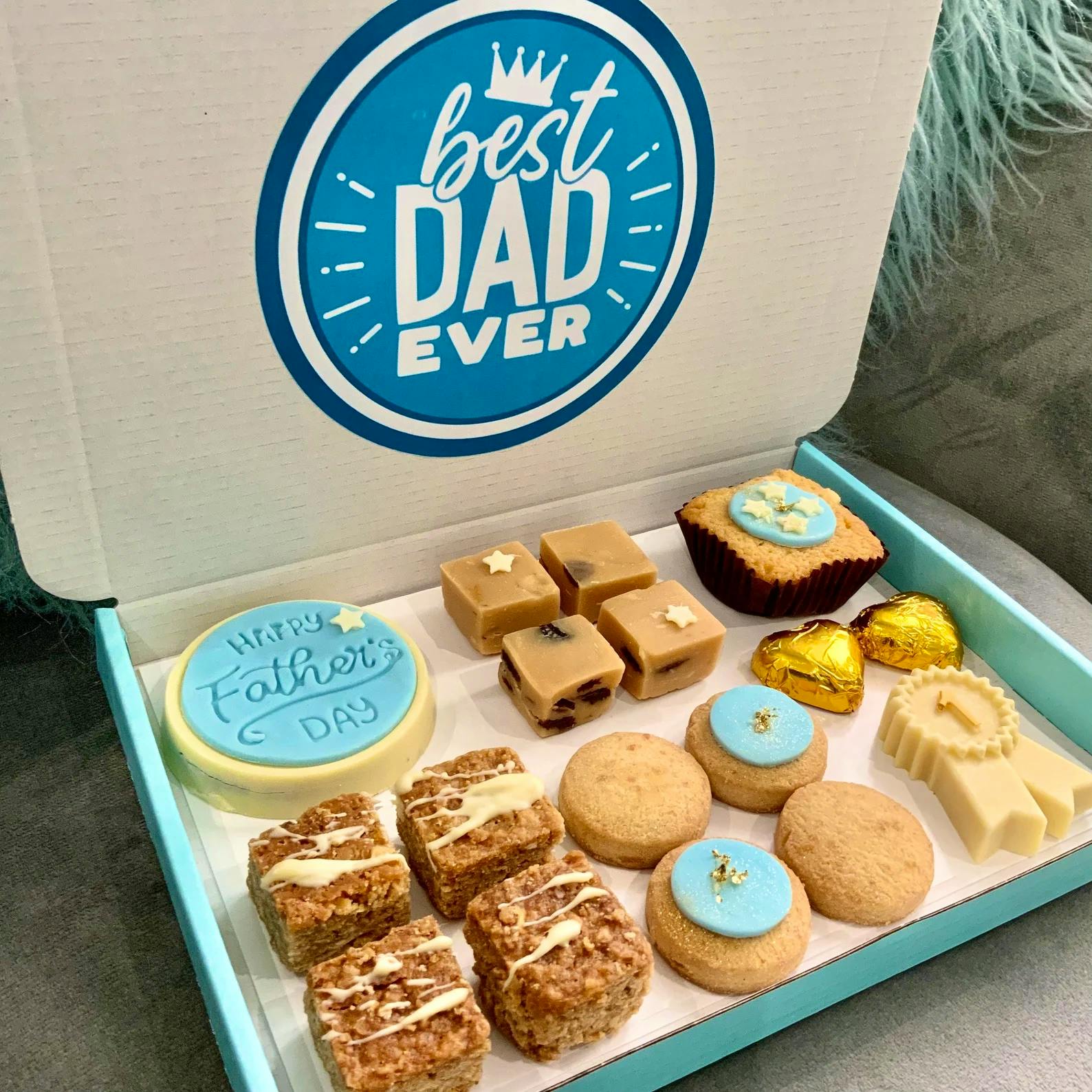 Personalised Fathers Day Afternoon Tea Hamper £12.50