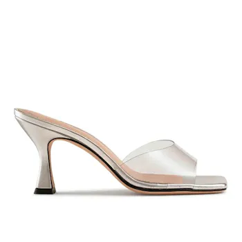 Russell & Bromley