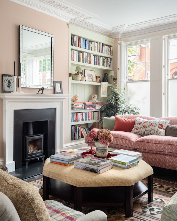 Web - Jessica Buckley - Woodland Gardens Livingroom Corner Overview-2