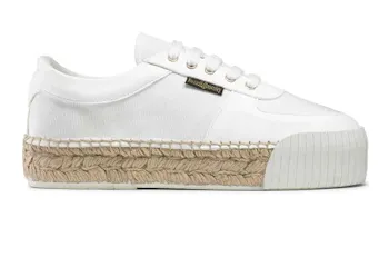 Russell & Bromley