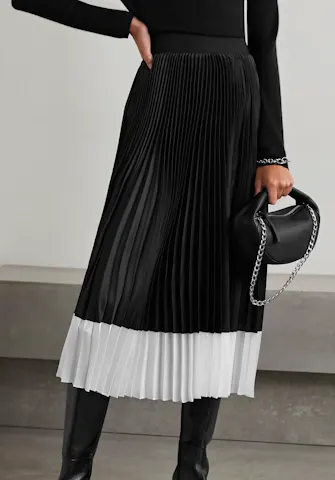 Alice + Olivia