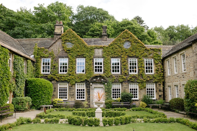 Gorgeous Country House Accounts To Follow On Instagram