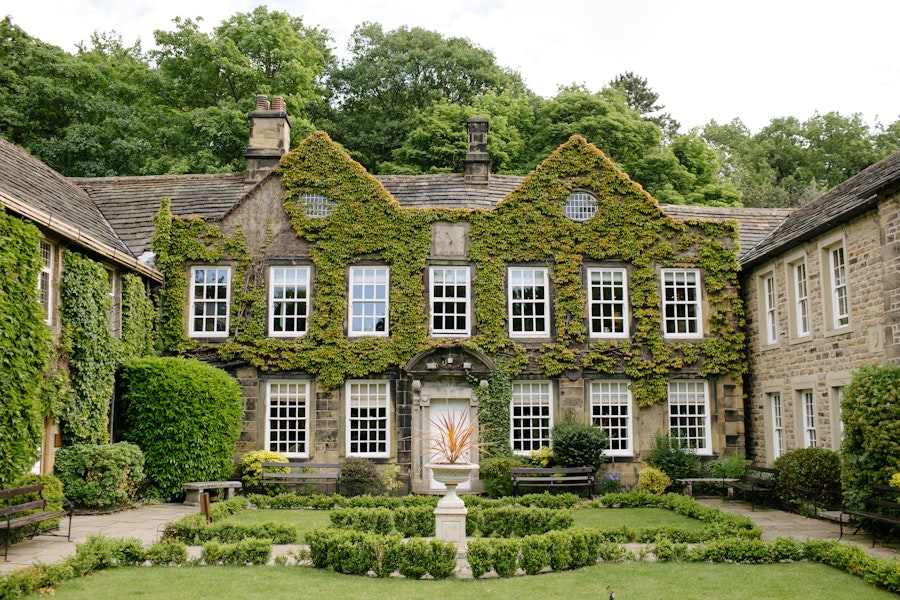 Gorgeous Country House Accounts To Follow On Instagram