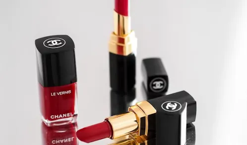 Scarlet Woman: 10 Of The Best Red Lipsticks of All Time