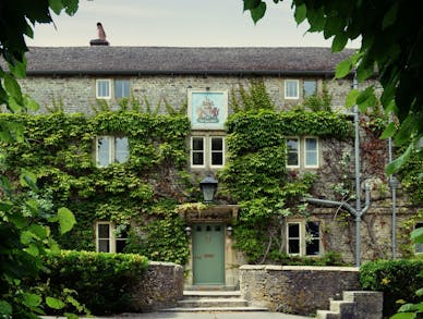 Hotel Review: The Bath Arms At Longleat