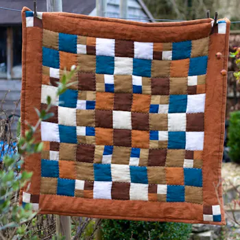 Tuck It In Quilts