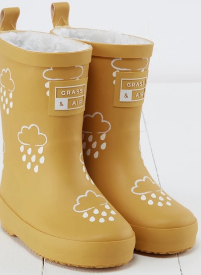 Baby Mori Grass & Air Colour-Revealing Wellies with Teddy Fleece Lining, £25