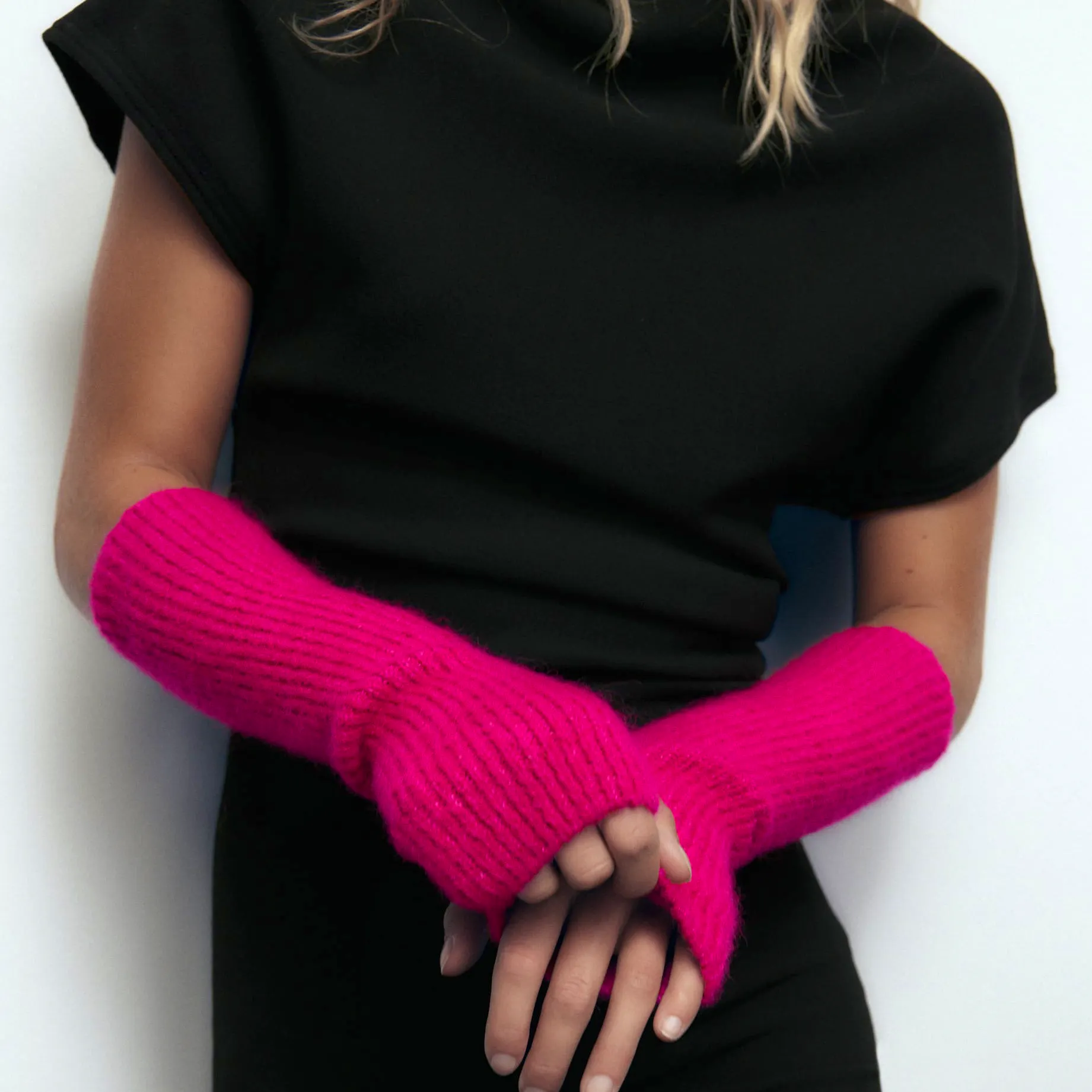 Zara Ribbed Knit Mittens, £12.99