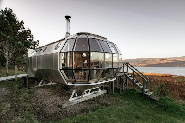 Unique And Secluded AirShip With Breathtaking Highland Views