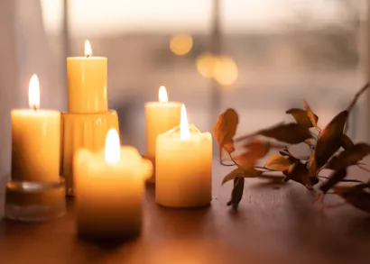 12 Of The Best Candles For Winter
