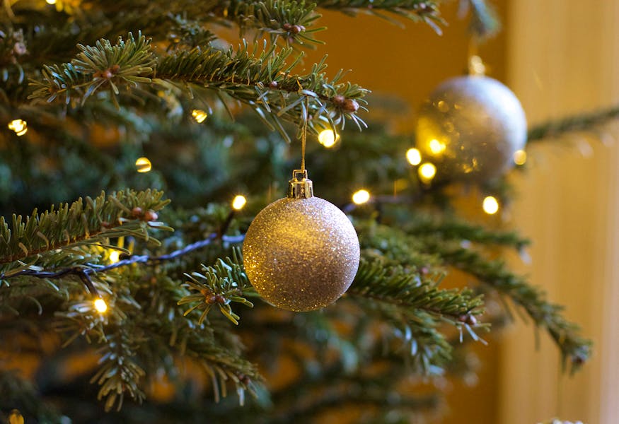 How To Decorate At Christmas With Jooble Gaby-dyson--x4UeNUUl_U-unsplash Copy