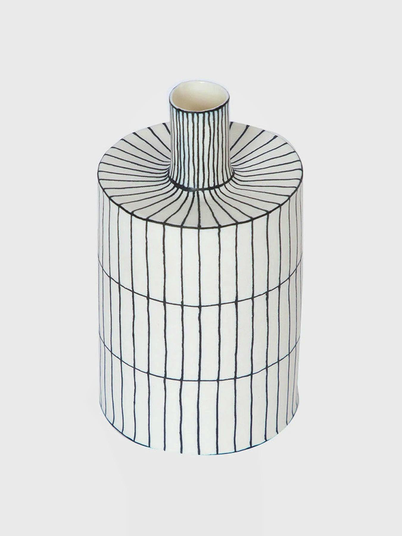 Hadeda Medium Monochrome Porcelain Vase, £58