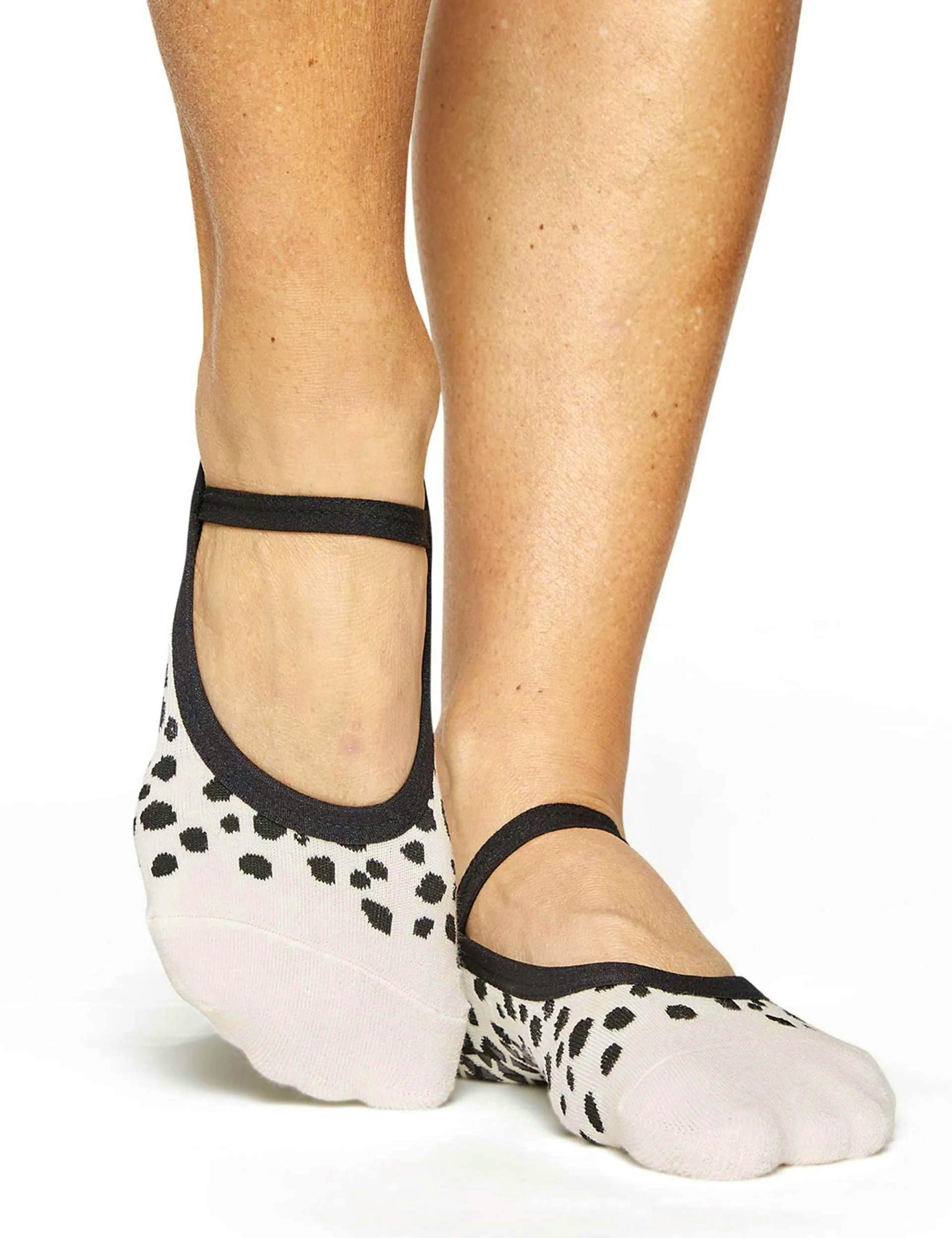 Pointe Studio Dots Dance Grip Sock - Stretch Limo, £10
