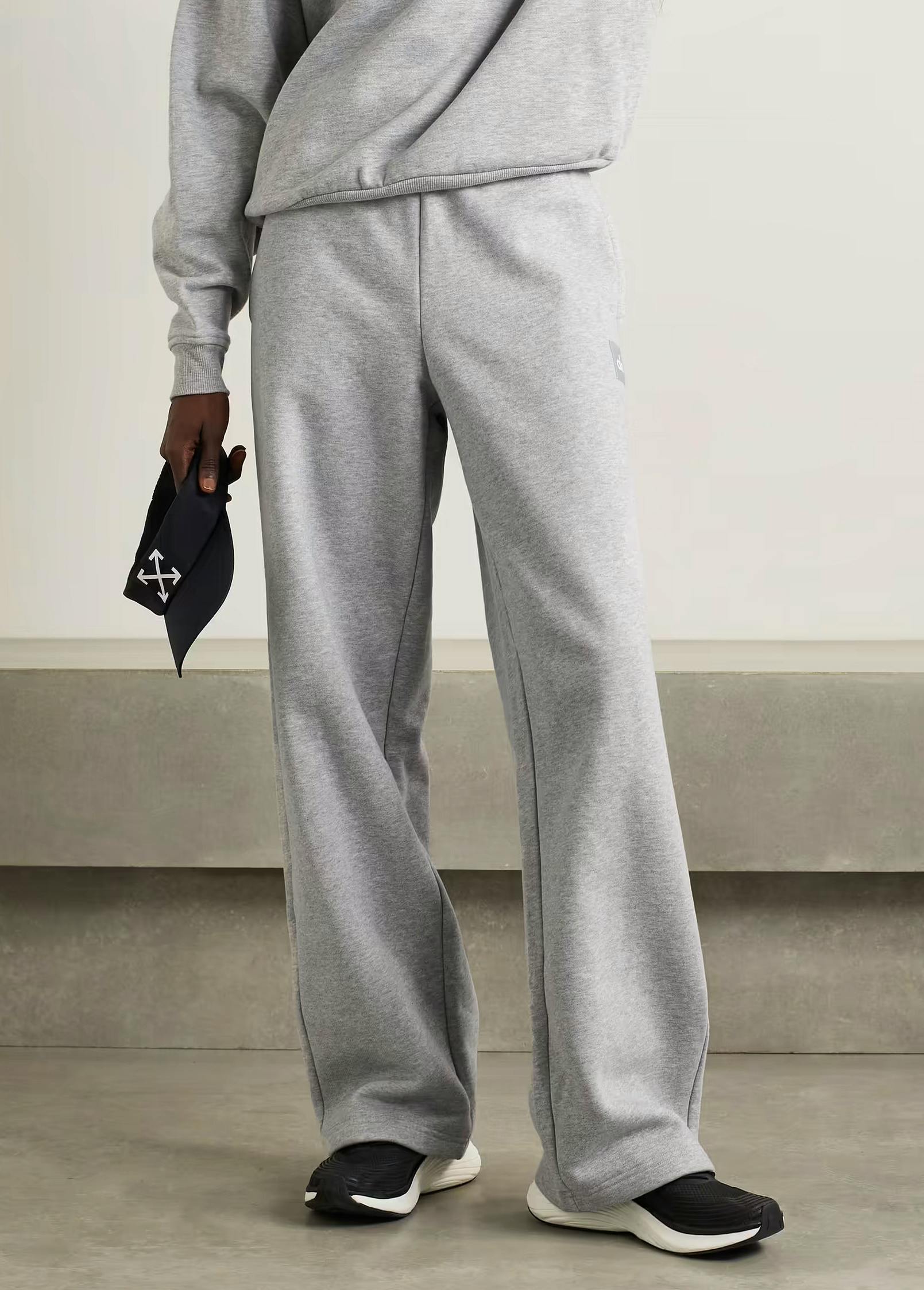 Alo Yoga Renown Wide-Leg Cotton-Blend Jersey Sweatpants, £115