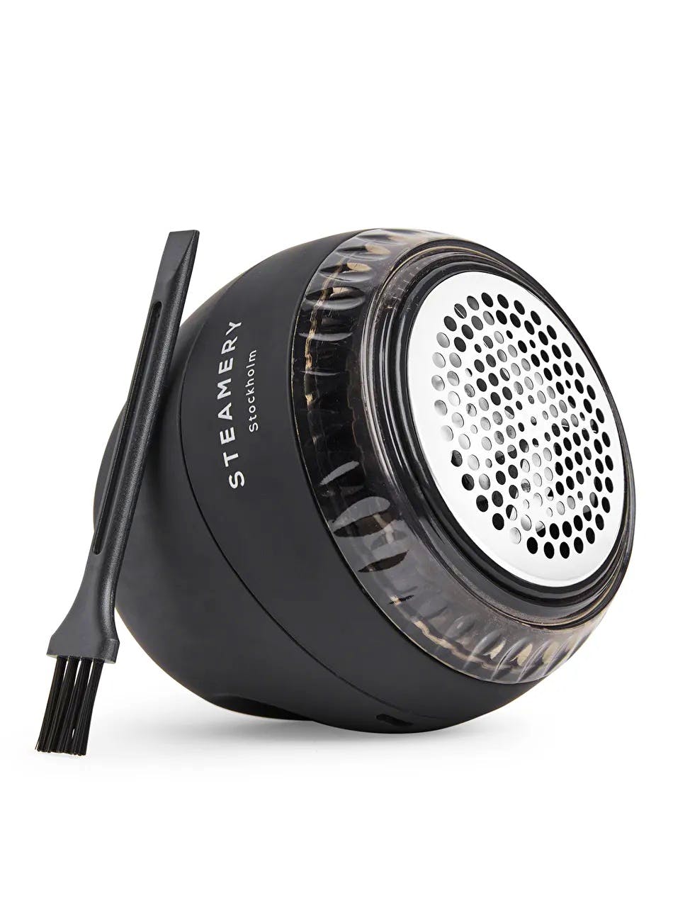 Arket Steamery Pilo Fabric Shaver, £9