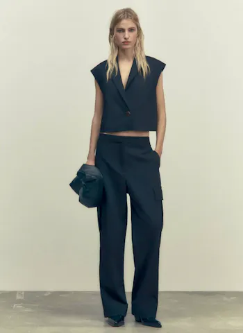 Cropped Waitcoat With Button