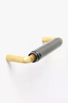 Deauville Handle