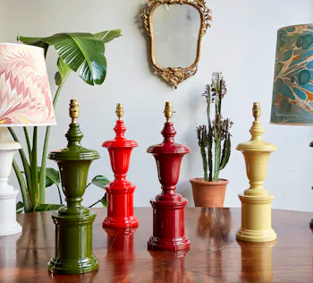 Urn Lamp