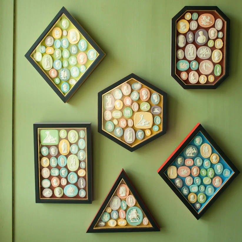 Grand Tour Intaglio Case £385