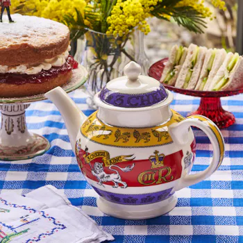 3 Cheers for King Charles III 4 Mug Teapot