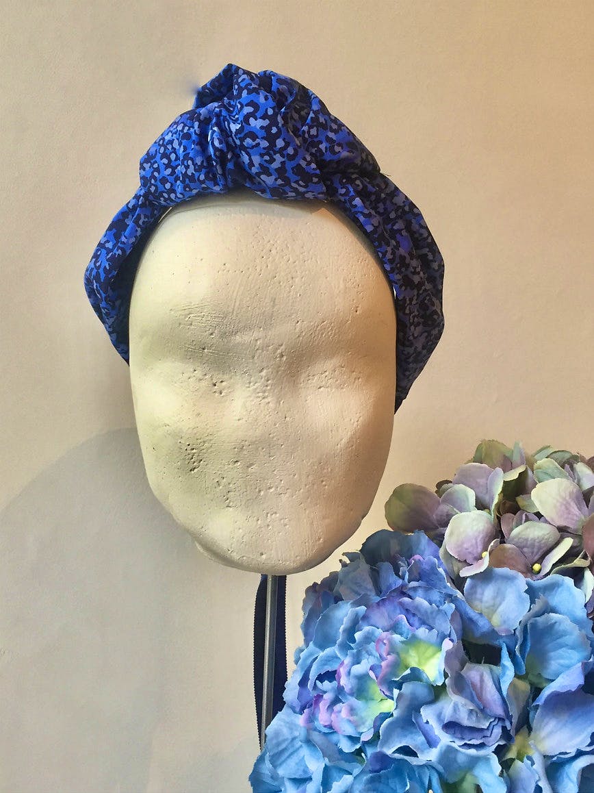 Large Knot in Vintage Silk £125