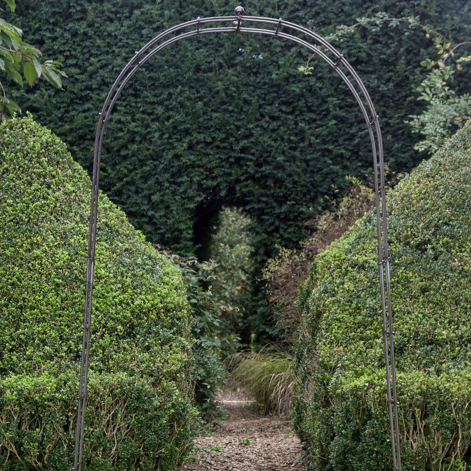 Barrington Rose Arch £160