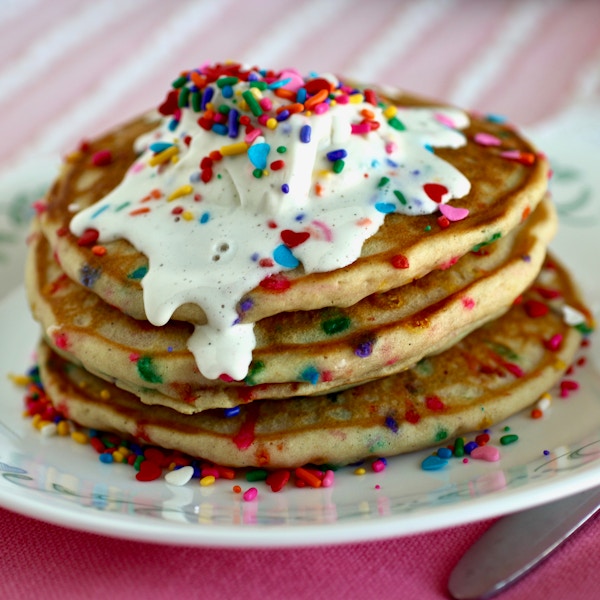 Funfetti Pancakes With Vanilla Cream Sprinkle Sauce 