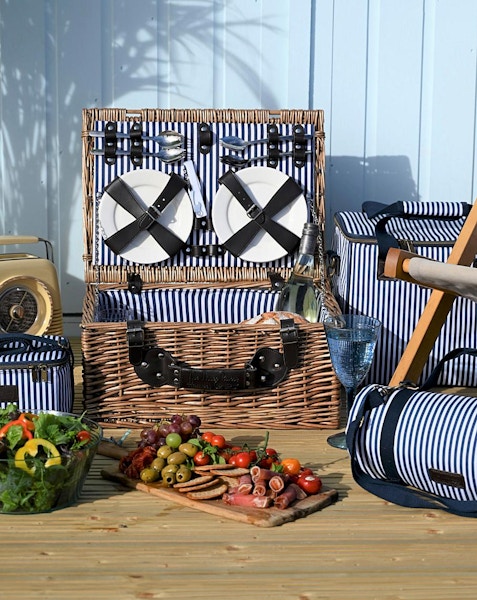 Home Essentials Three Rivers 4 Person Wicker Picnic Basket with Contents, £94.99