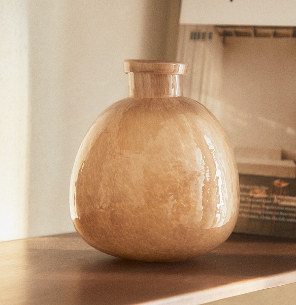 Zara Home Shiny Glass Vase, £19.99