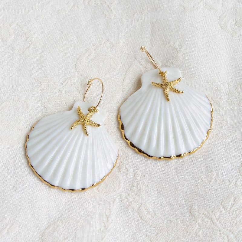 Wolf & Badger Golden Edge Clam Shell With Starfish Hoop Earrings, £218