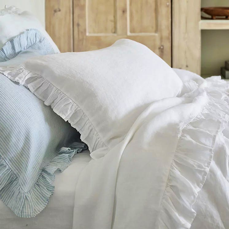 The White Company Kara Hemp Fine Stripe Oxford Pillowcase – Single, from £33.60