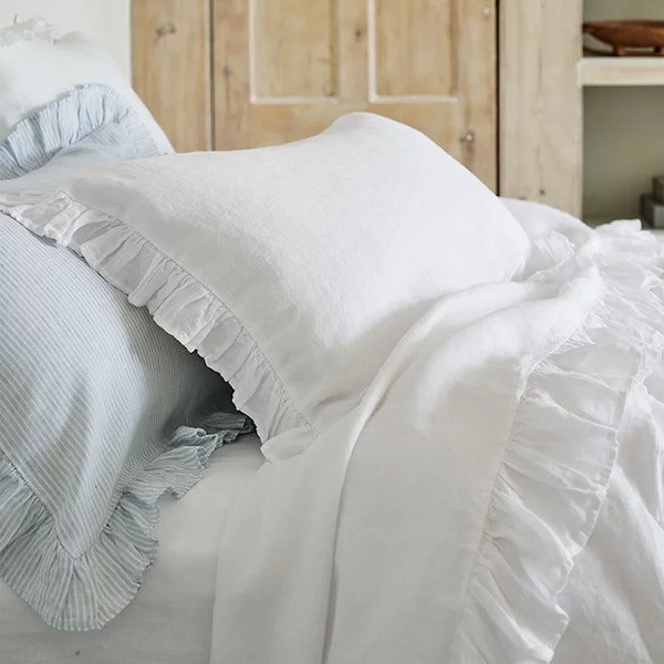 The White Company Kara Hemp Fine Stripe Oxford Pillowcase – Single, from £33.60