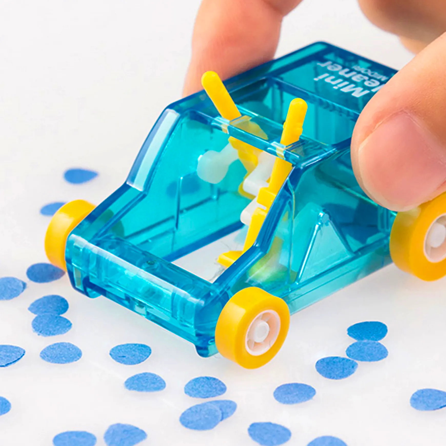 Midori Mini Cleaner Car Shaped Desk Cleaner, £9