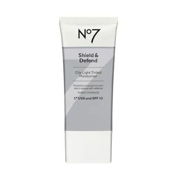 Best For: City Slickers Looking For Colour And Skin Protection