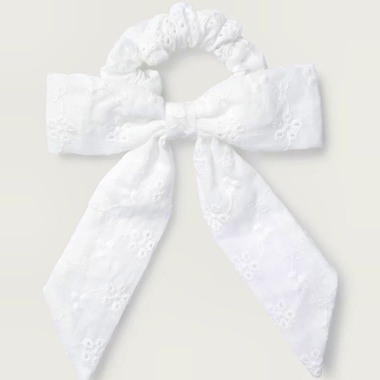The White Company Broderie Bow Scrunchie, £8