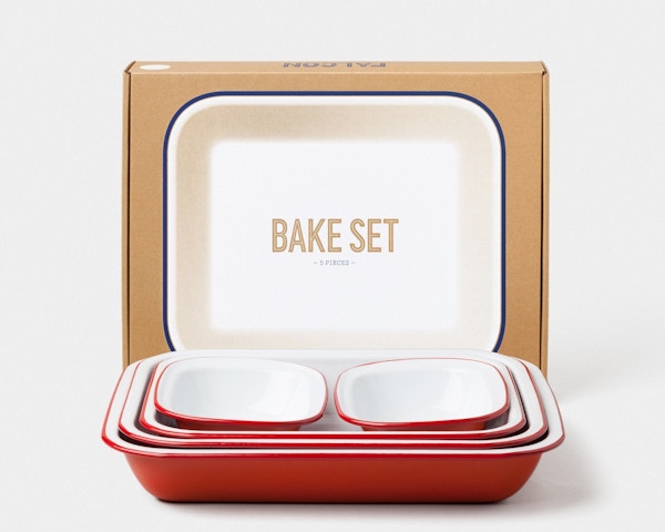 Falcon Enamelware Bake Set, £85