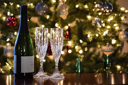 Be Merry: 36 Christmas Gifts For Drinkers Worth Toasting