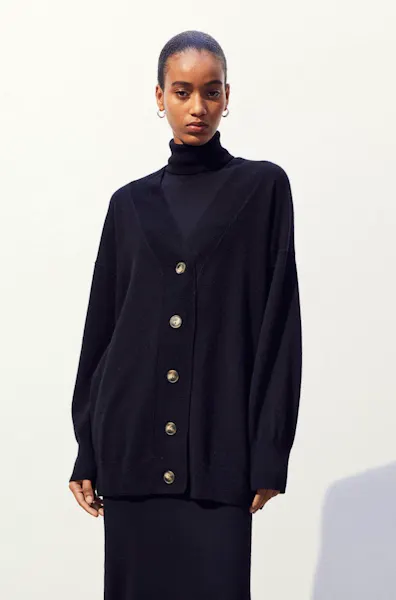 Fine- Knit Cashmere Cardigan