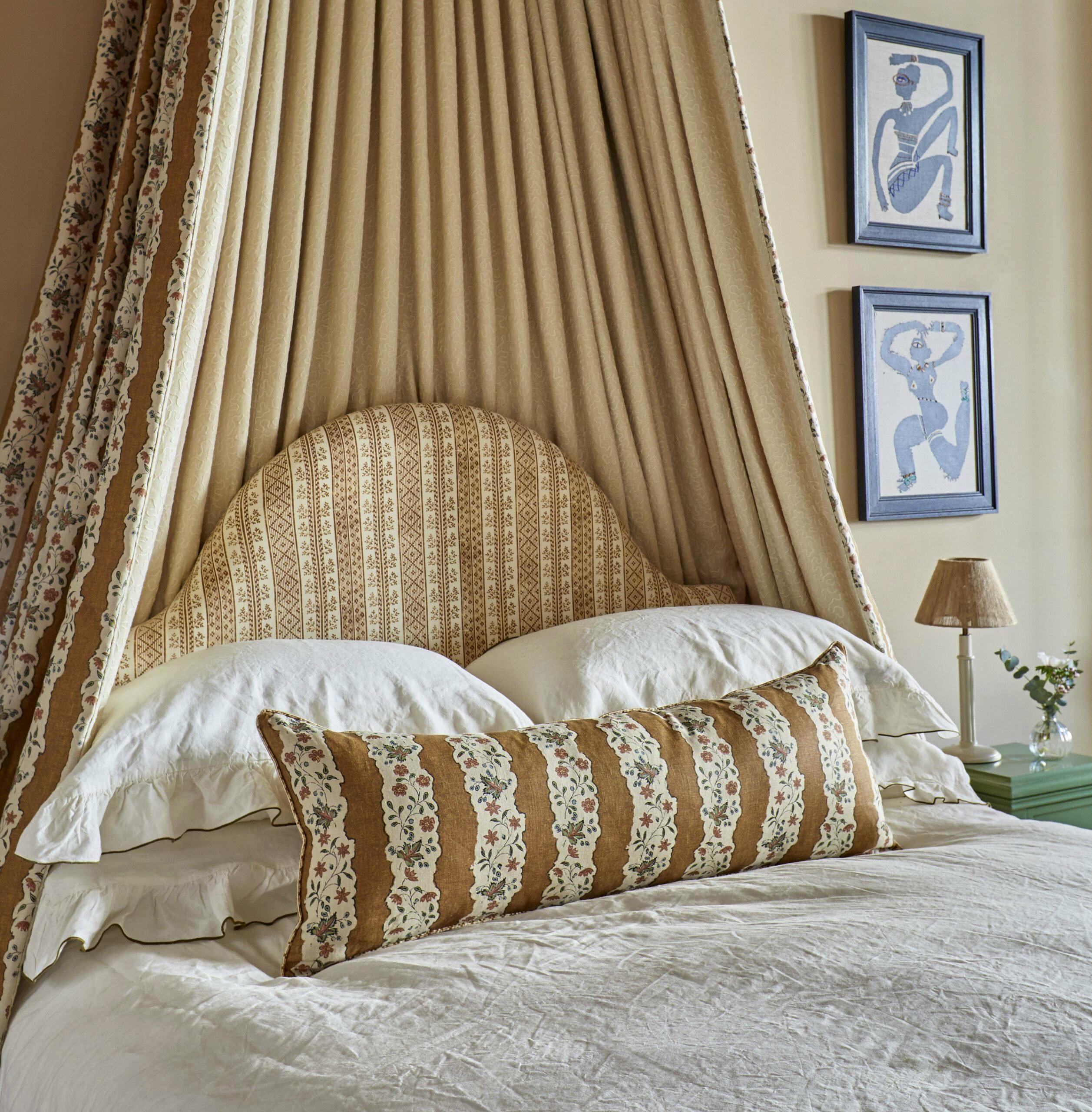 Trove Florence Heaboard, £1350