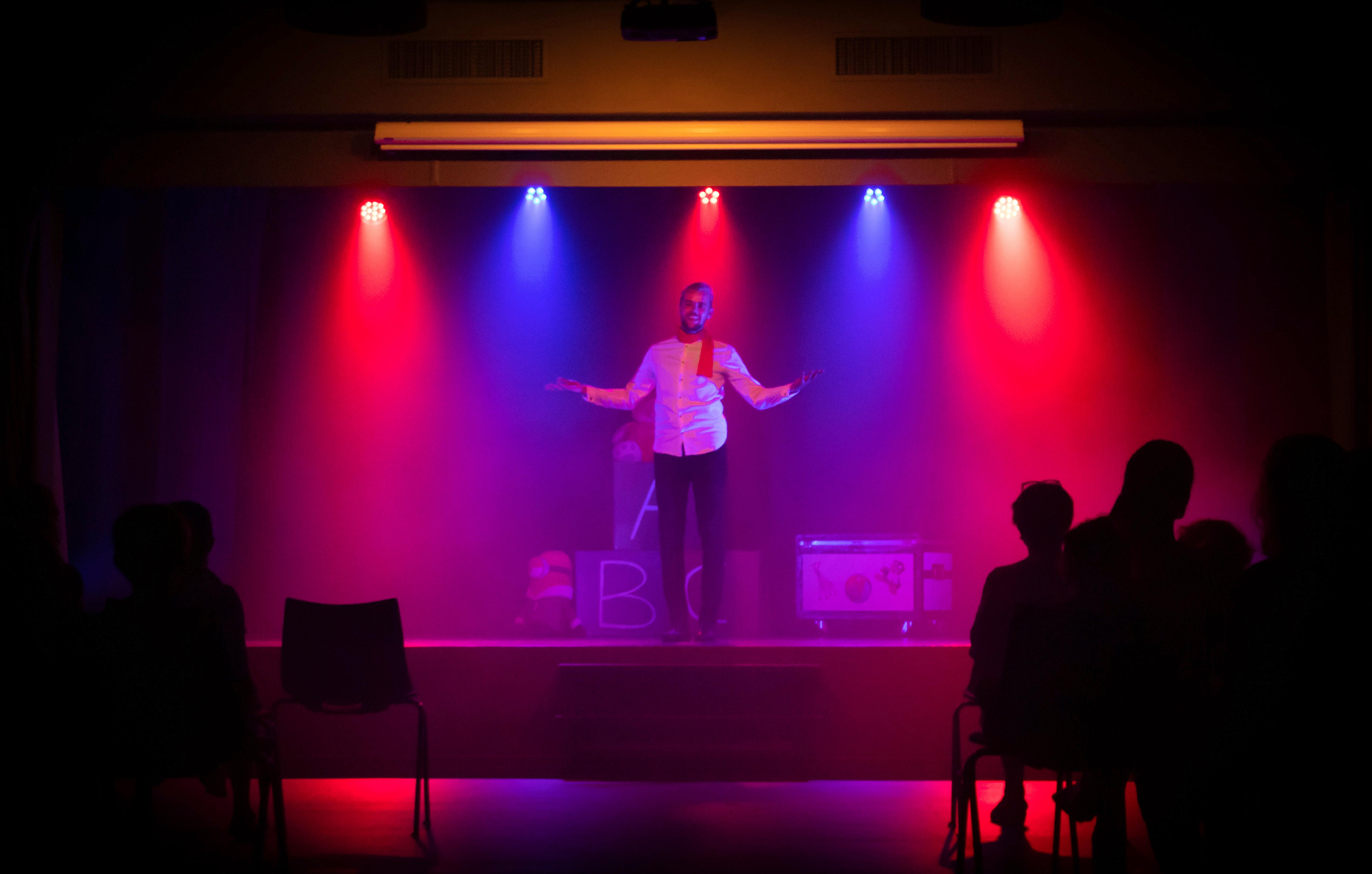 The Best Internet Comedy Stars Making Waves Online