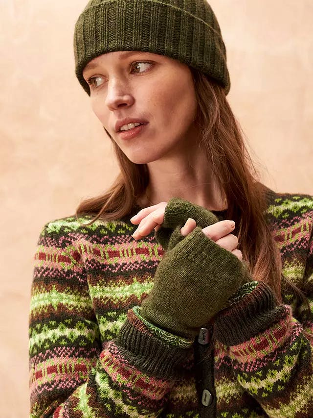 Brora Cashmere Hand Warmer Gloves, Sorrel £59