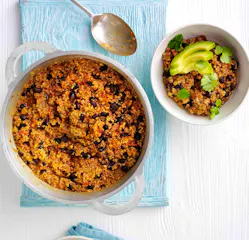Quick Quinoa And Black Bean Chilli