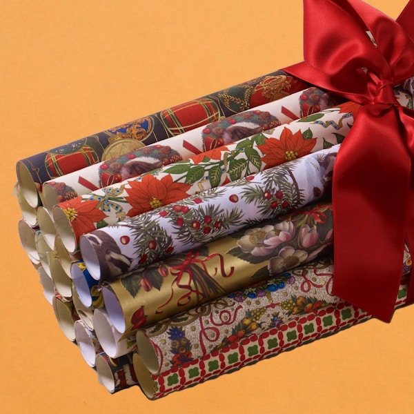 Choosing Keeping Christmas Wrapping Bundle, £15