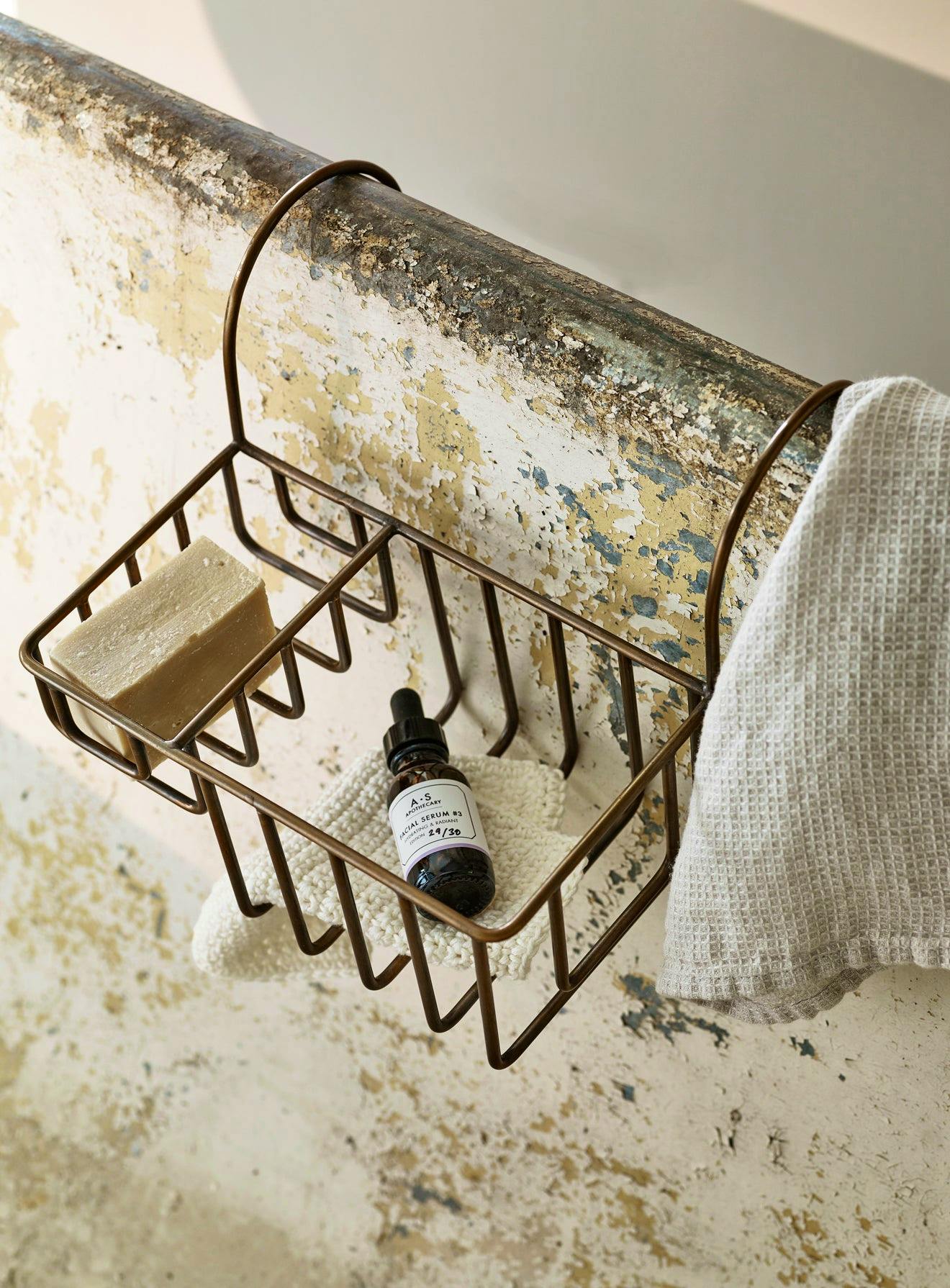 Antique Brass Bilton Bath Caddy £79