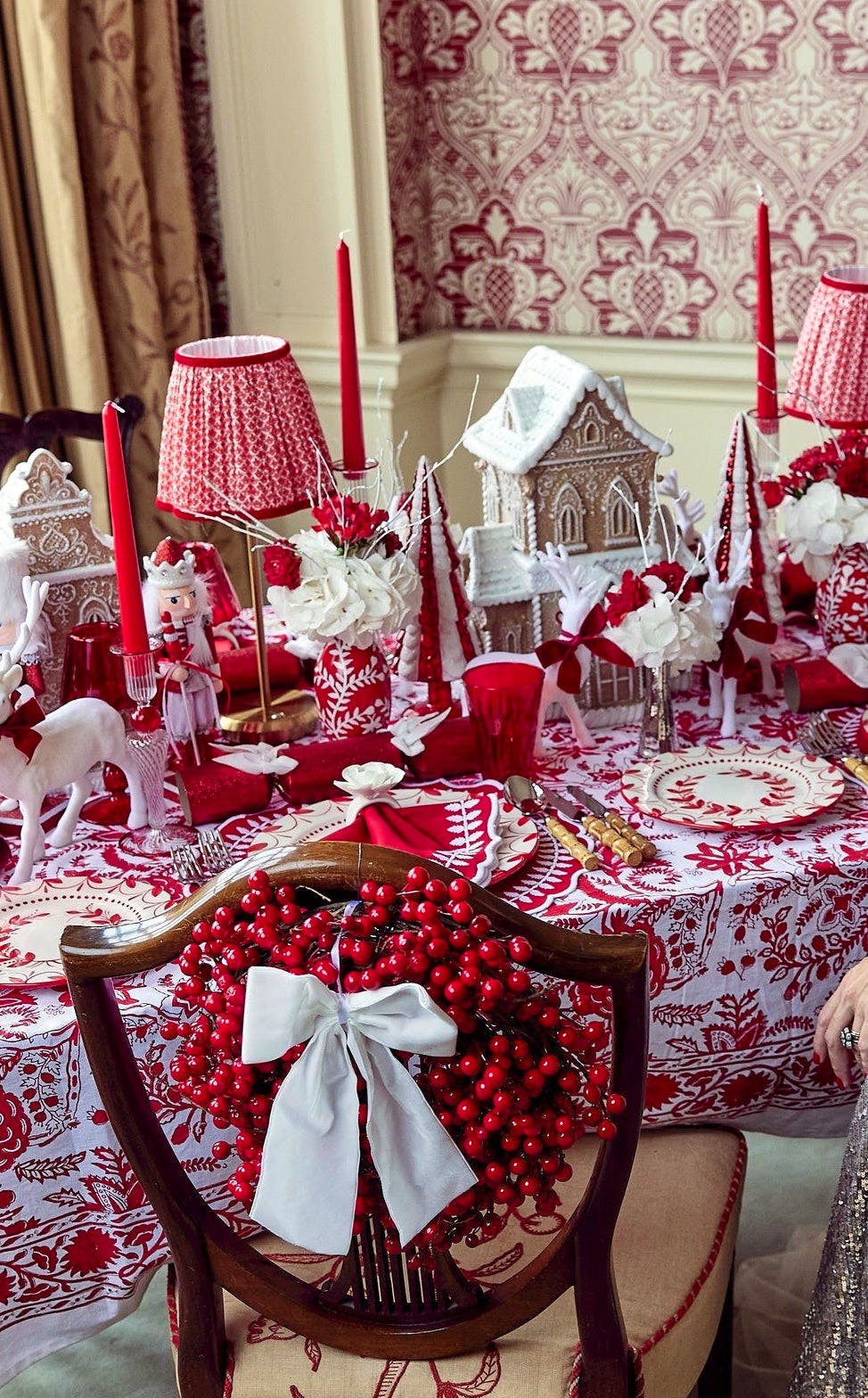 Gingerbread Lane Tablescape £440