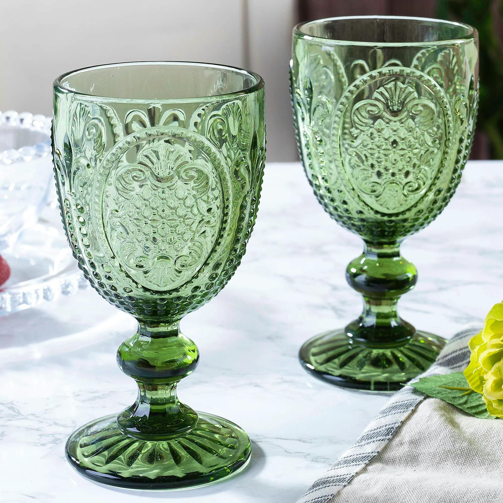 B&Q Set of 4 Vintage Green & Clear Christmas Drinking Wine Glass Goblets, £22.40