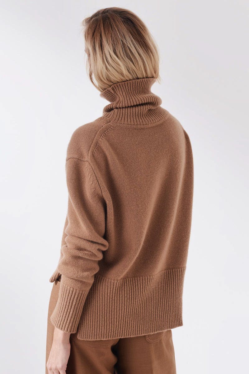 aethel The Smart Slouchy, £380