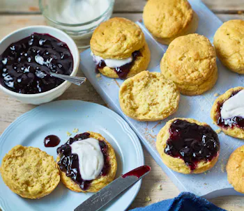 Lemon Scones with Coconut Cream