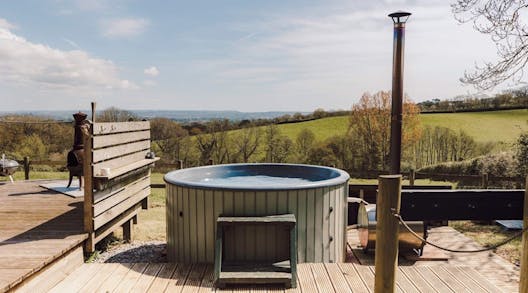 Heavenly Hideaways With Hot Tubs