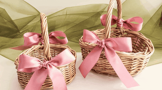 Pretty Baskets For Easter  Egg Hunts